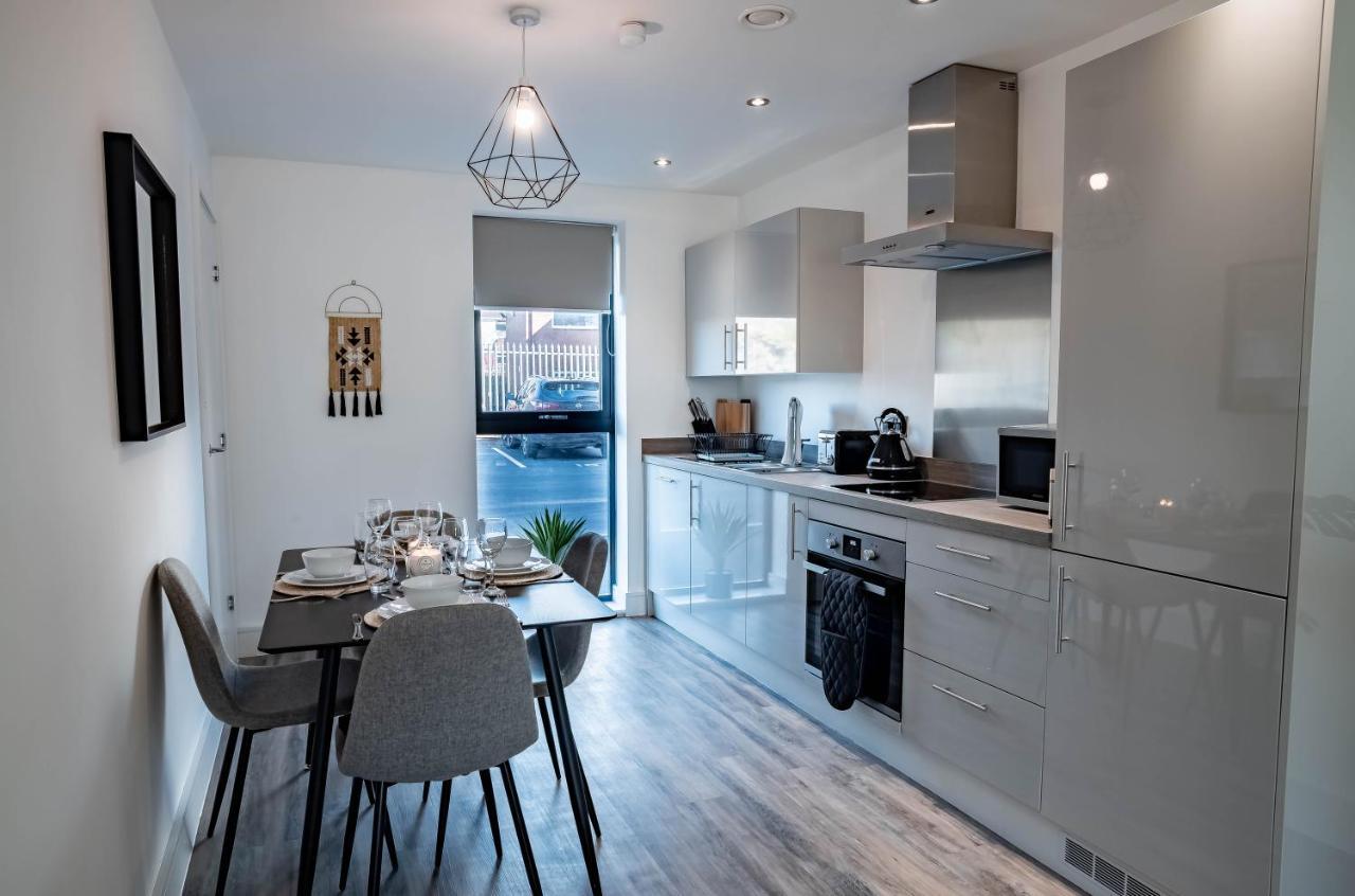 Luxe Interchange Apartment Near Old Trafford - Media City - The Quays Manchester Eksteriør bilde