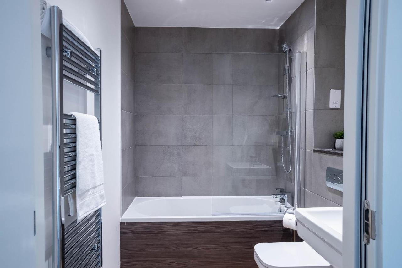 Luxe Interchange Apartment Near Old Trafford - Media City - The Quays Manchester Eksteriør bilde